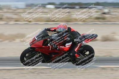 media/Nov-15-2025-Race Pace (Sat) [[8de605a2d8]]/Verified Riders/Turn 9 Inside (950am)/